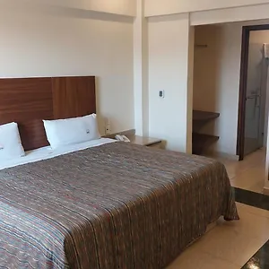 Real Del Sol - Zona Expo Industrial Hotel